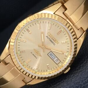 Vintage 1984 Citizen Automatic Mens Gold Watch W/daydate & Gold accents